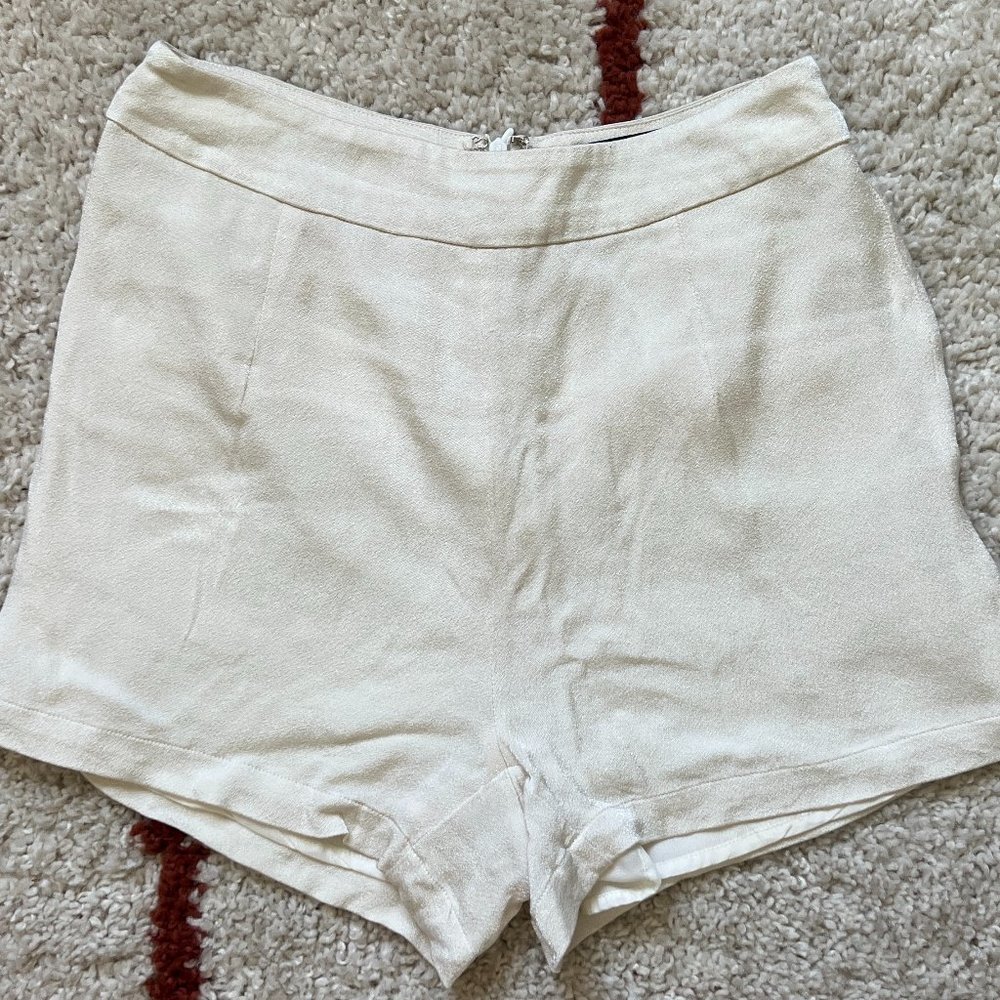 White Lulu's Shorts -- size S